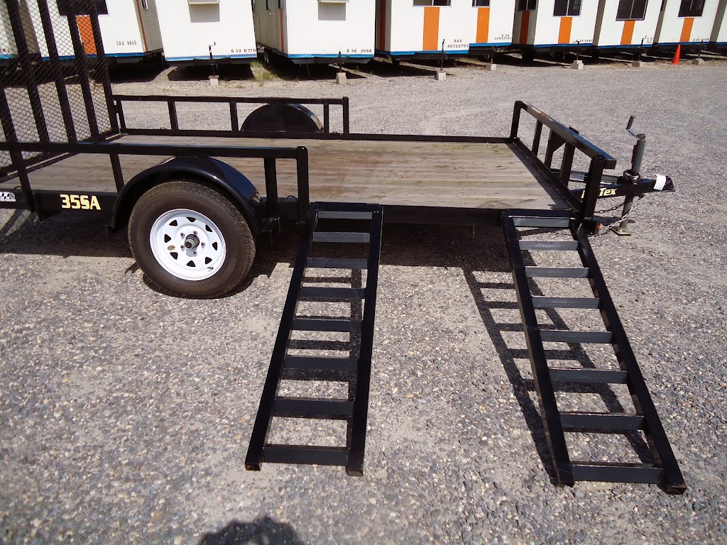 Hecht Trailers | 2075 US-9, Toms River, NJ 08755 | Phone: (732) 349-1900