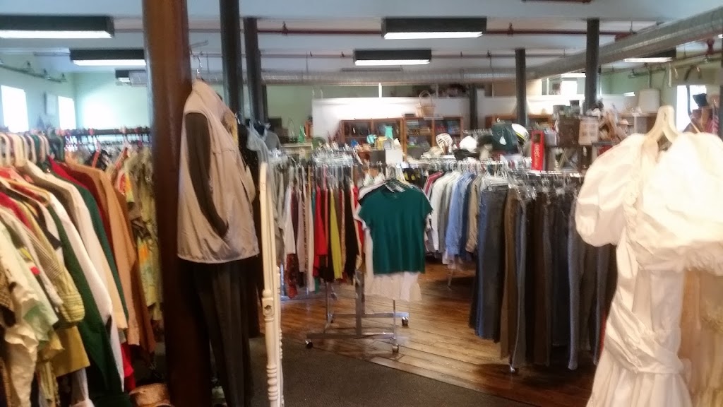 Stafford Thrift Shop | 2 River Rd # 101, Stafford Springs, CT 06076 | Phone: (860) 684-6121