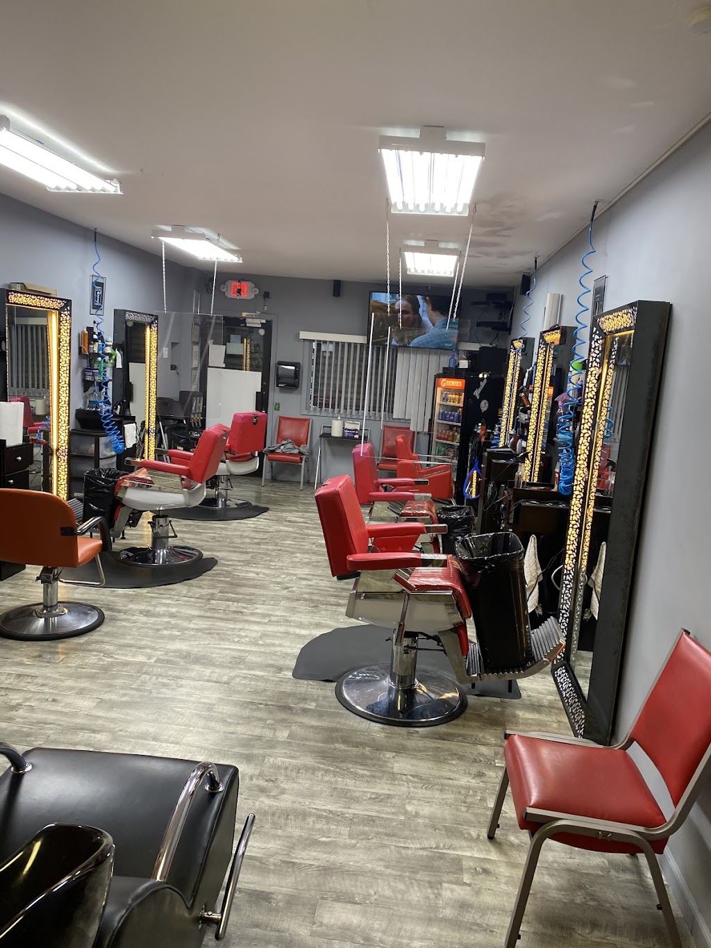 Dynasty Unisex Barber Shop | 596 Broadway, Newark, NJ 07104 | Phone: (908) 485-9320