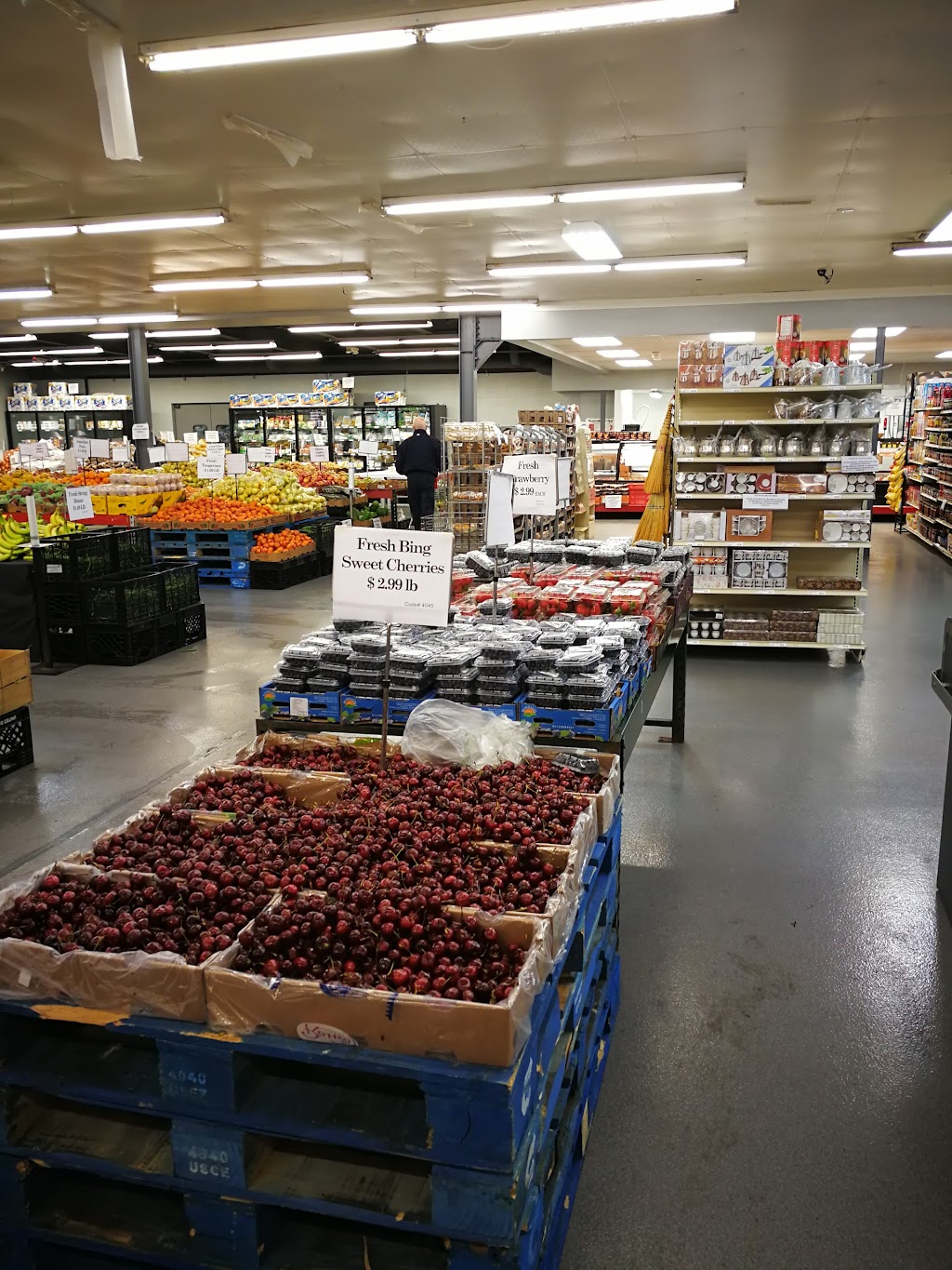 Azar Supermarket | 3131 Linden St, Bethlehem, PA 18017 | Phone: (610) 867-8111