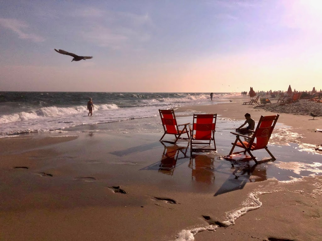 Sunny Atlantic Beach Club | 2035 Ocean Blvd, Atlantic Beach, NY 11509 | Phone: (516) 239-9090