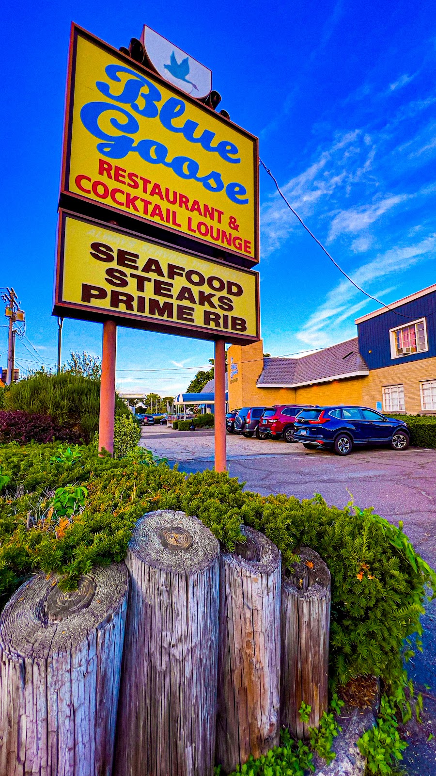 Blue Goose Restaurant | 326 Ferry Blvd, Stratford, CT 06615 | Phone: (203) 375-9130
