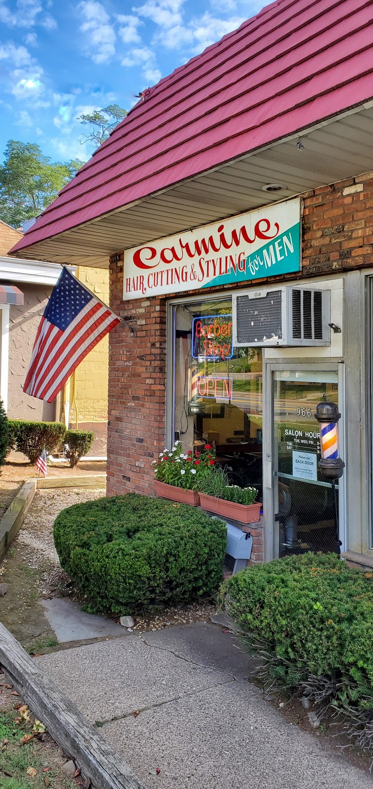 Carmines Barber Shop | 966 Kinderkamack Rd, River Edge, NJ 07661 | Phone: (201) 262-2100