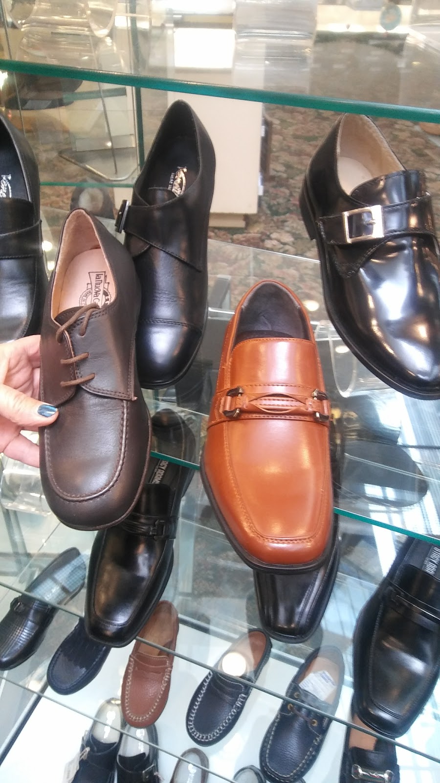 Continental Shoes Inc. | 6210 18th Ave, Brooklyn, NY 11204 | Phone: (718) 837-1650