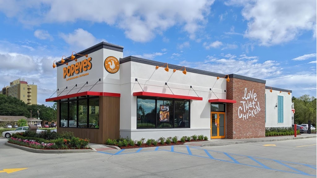 Popeyes Louisiana Kitchen | Townsquare Mall, 301 Mt Hope Rd Suite 2109, Rockaway, NJ 07866 | Phone: (973) 361-1987