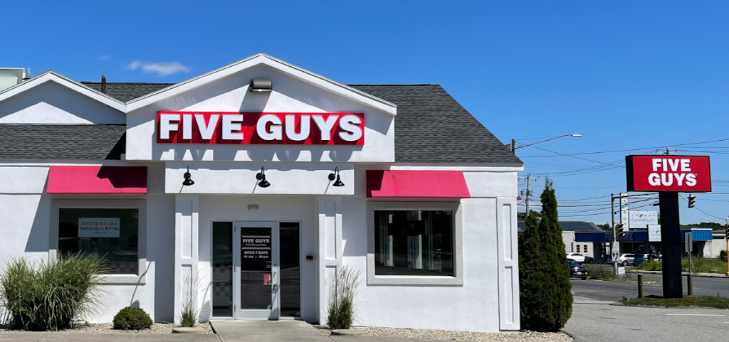 Five Guys | 1268 Riverdale St, West Springfield, MA 01085 | Phone: (413) 306-5353