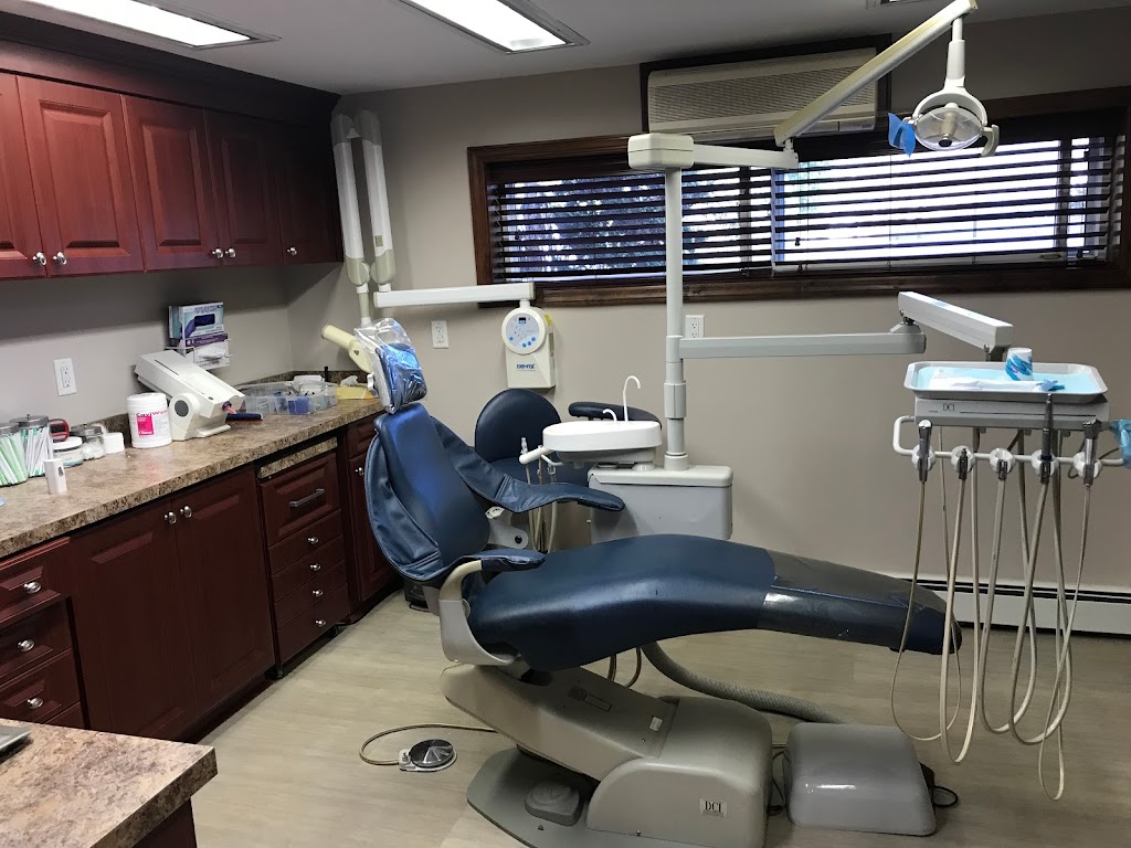 Dental Arts of Sayville | 531 N Main St, Sayville, NY 11782 | Phone: (631) 589-9010