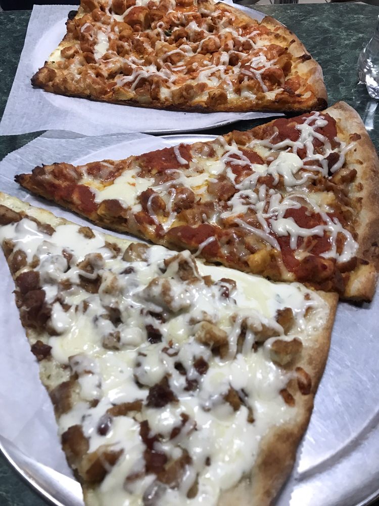 Rays Pizza and Restaurant (Tallman) | 321 NY-59, Tallman, NY 10982 | Phone: (845) 547-2112