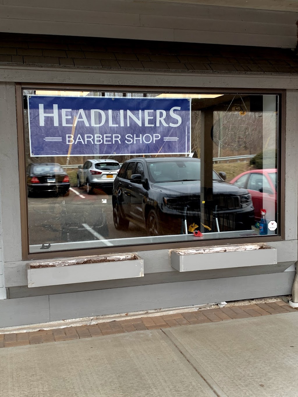 Headliners Barbershop | 1250 Boston Post Rd, Guilford, CT 06437 | Phone: (203) 533-5147