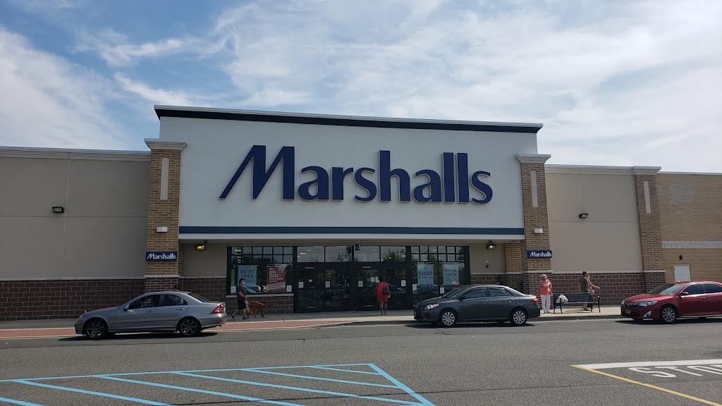 Marshalls | 174 Passaic St, Garfield, NJ 07026 | Phone: (973) 249-6162