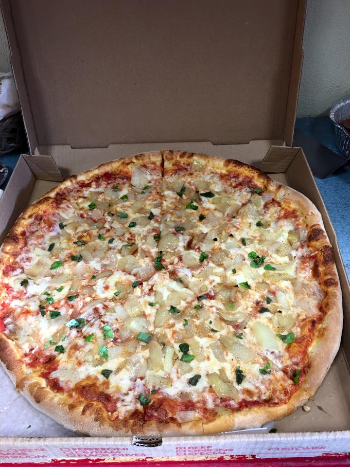 Sienas Torteria Pizzeria | 2412 NY-52, Pine Bush, NY 12566 | Phone: (845) 744-2400
