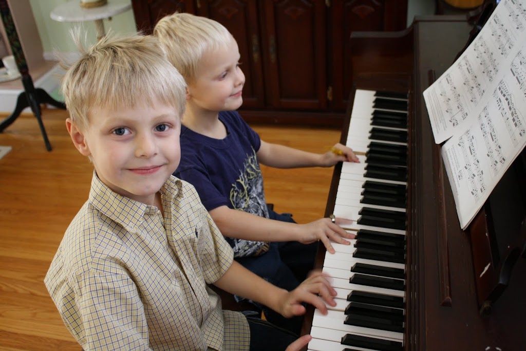 Preschool Piano | 69 Bear Hill Rd, New Milford, CT 06776 | Phone: (914) 257-6188