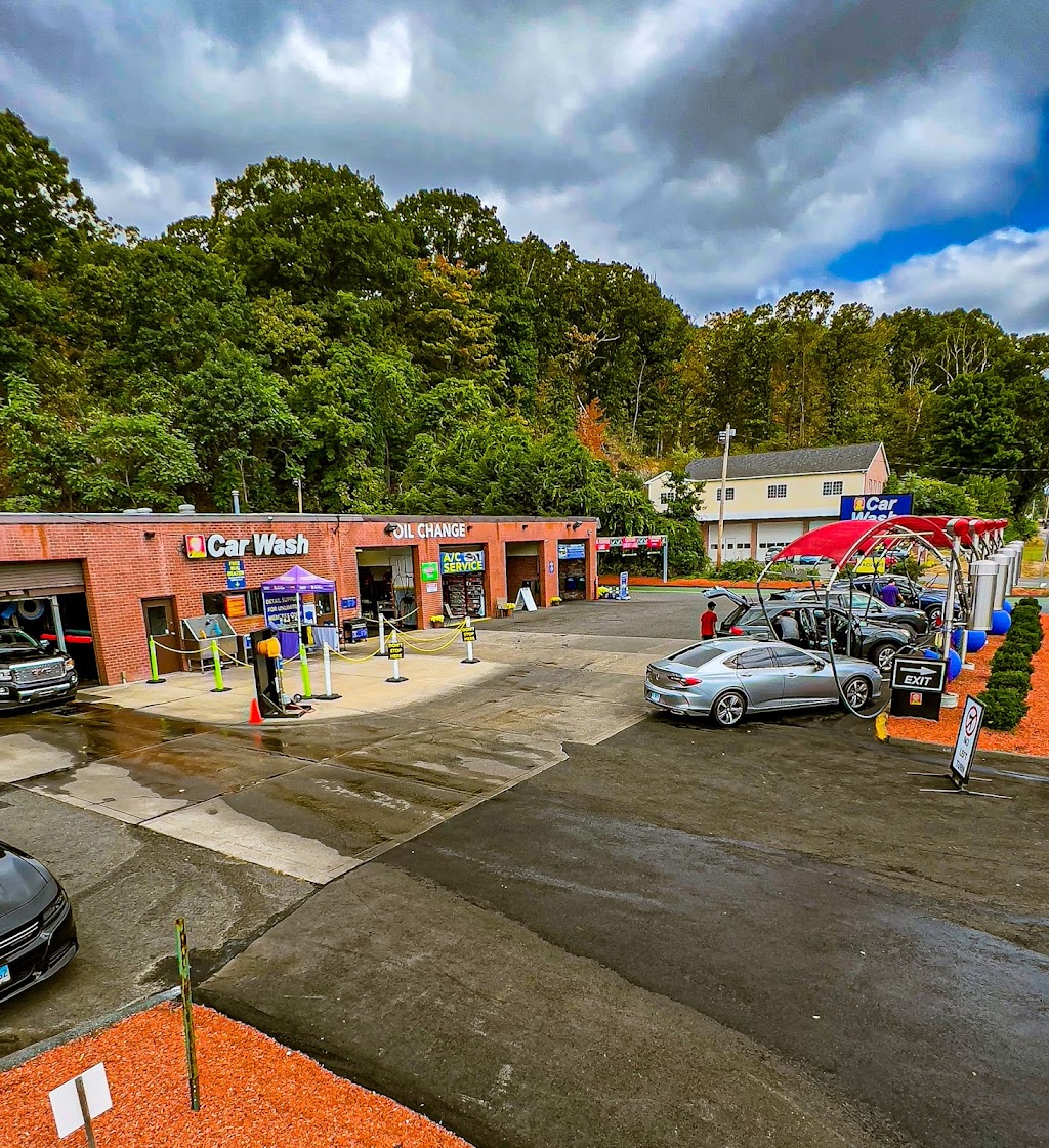 Russell Speeders Car Wash Of Shelton | 811 River Rd, Shelton, CT 06484 | Phone: (203) 925-0083