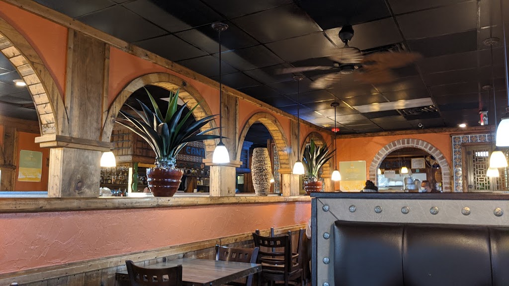 El Azteca | 859 N Dupont Hwy, Dover, DE 19901 | Phone: (302) 734-3444