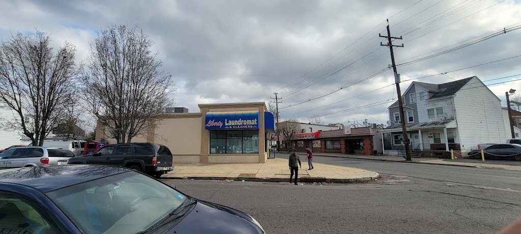 Liberty Laundromat | 1010 Liberty St, Trenton, NJ 08611 | Phone: (609) 394-0026