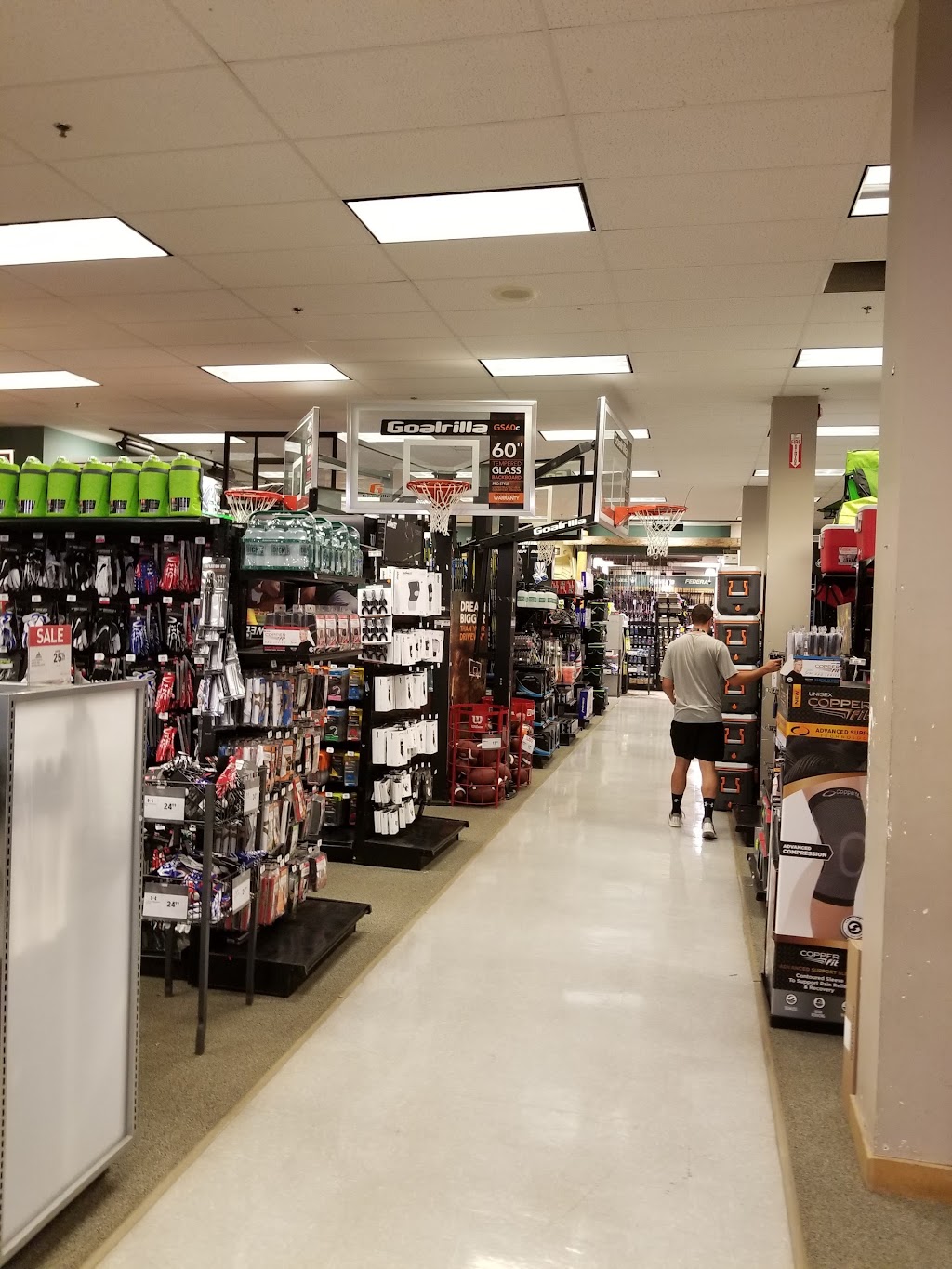 DICKS Sporting Goods | 1750 Deptford Center Rd, Deptford, NJ 08096 | Phone: (856) 842-5005