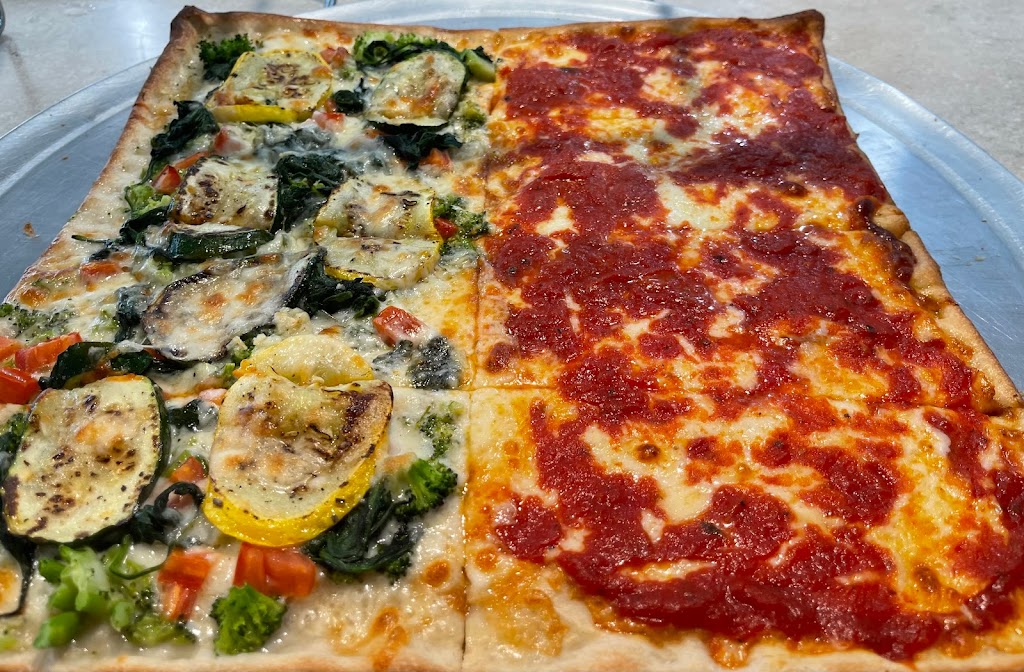 Di Carlos Italian Restaurant Pizza | 130 Almshouse Rd, Southampton, PA 18954 | Phone: (215) 494-9098