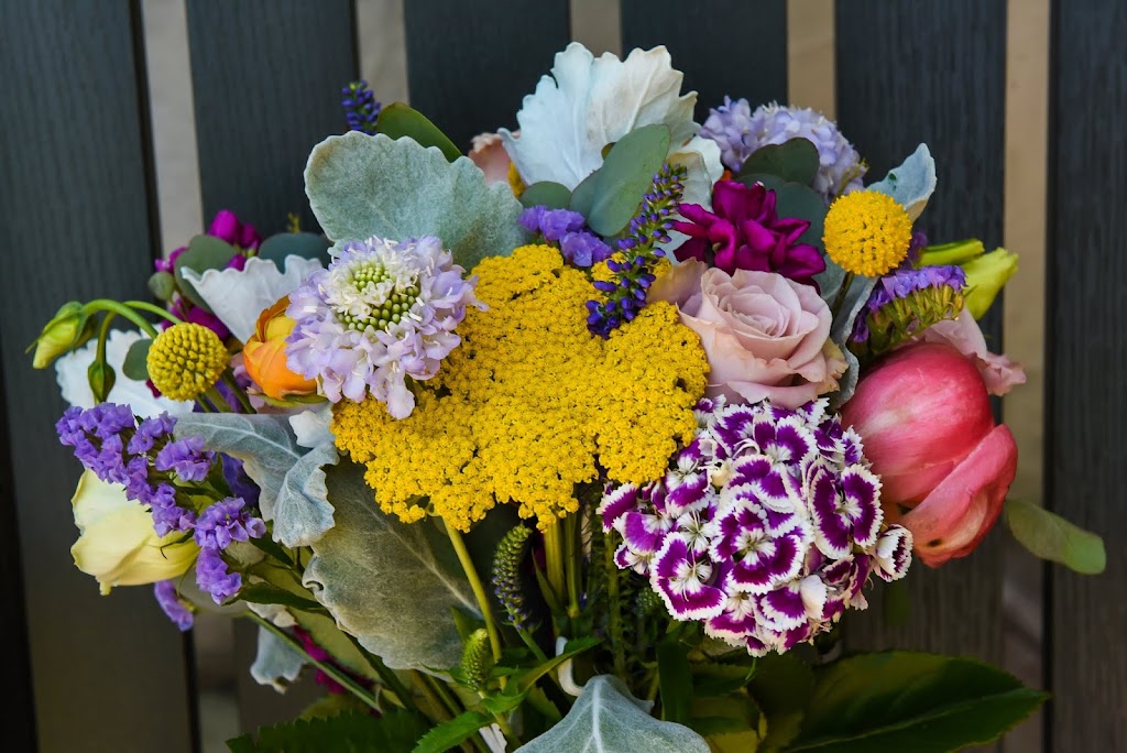 Flowers by the River | 74 Main St, Califon, NJ 07830 | Phone: (908) 832-9551