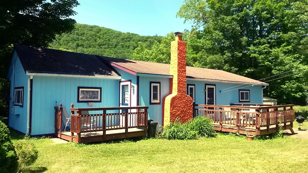 Catskill Cottage Vacation Rental - Catskills Mountains, NY | Wright St, Prattsville, NY 12468 | Phone: (518) 412-2299