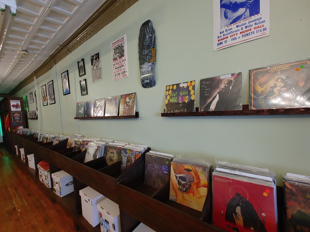 Cratediggaz Records | 711 S 4th St, Philadelphia, PA 19147 | Phone: (215) 279-7667