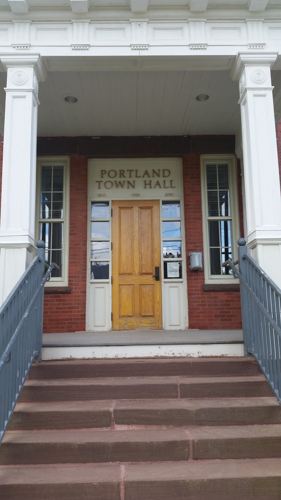 Portland Town Hall | 33 E Main St, Portland, CT 06480 | Phone: (860) 342-6743