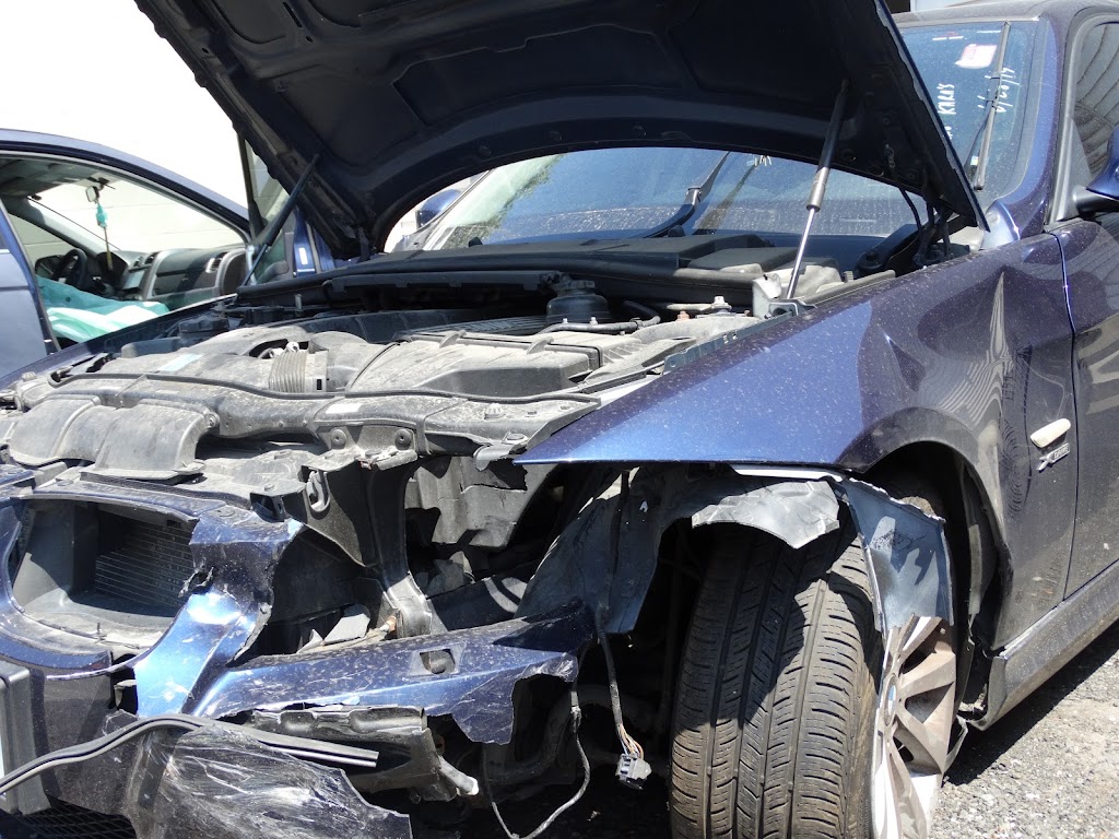 Rays Automotive Inc - Auto Body Repair Waterbury | 1704 Baldwin St, Waterbury, CT 06706 | Phone: (203) 693-8612