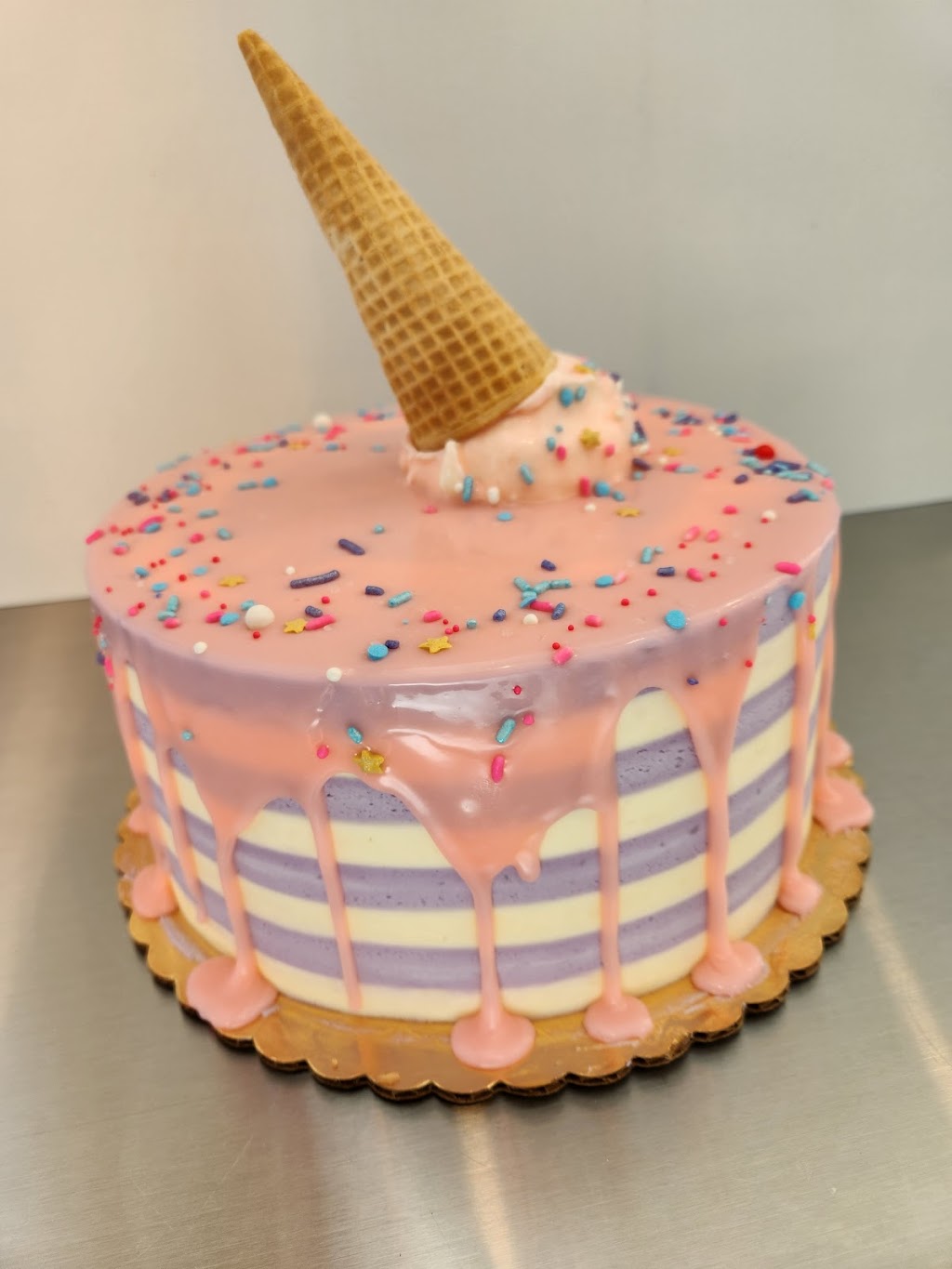 Carefree Cakery | 71 Cowls Rd, North Amherst, MA 01002 | Phone: (413) 230-3141