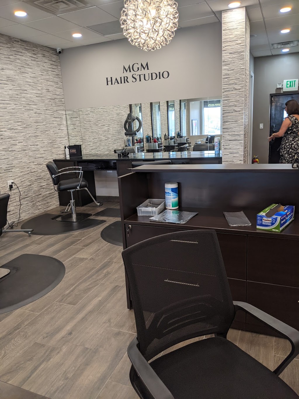 MGM Hair Studios | 984 Old Country Rd #201, Westbury, NY 11590 | Phone: (516) 333-3838