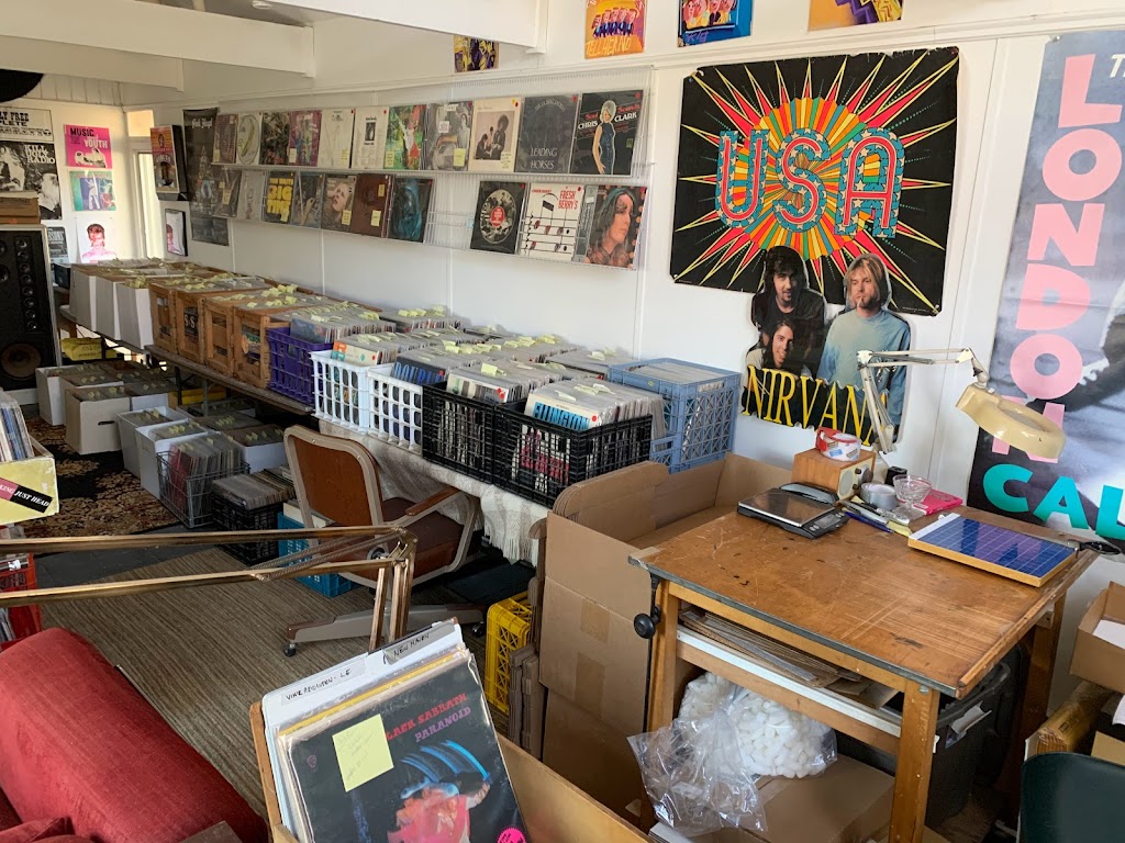 Vinyl Rescue | 254 Quaker Rd, Pomona, NY 10970 | Phone: (845) 353-9747