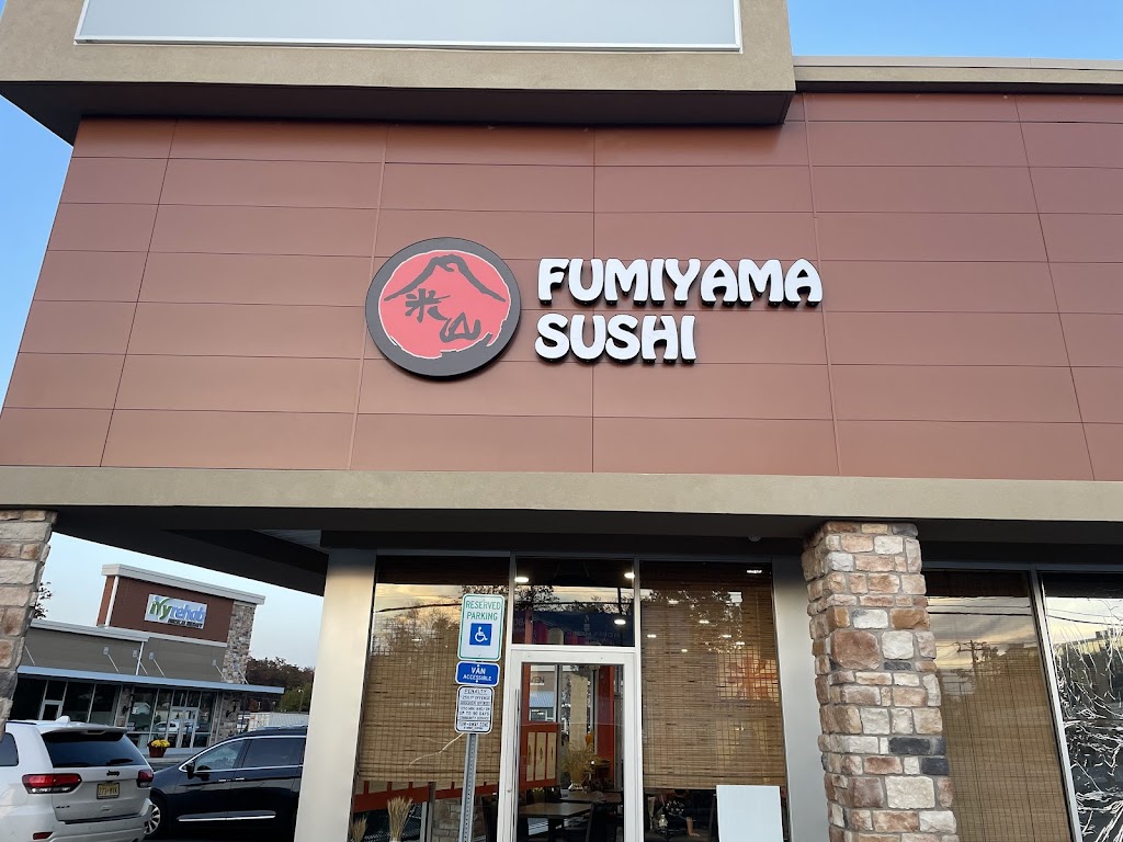 FUMIYAMA Sushi | 315 NJ-35, Eatontown, NJ 07724 | Phone: (732) 876-4465
