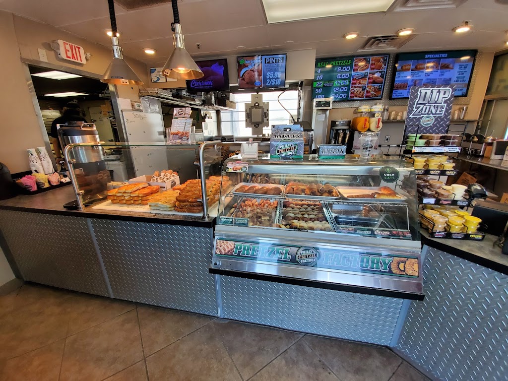Philly Pretzel Factory | 700 Baltimore Pike, Springfield, PA 19064 | Phone: (610) 544-1143