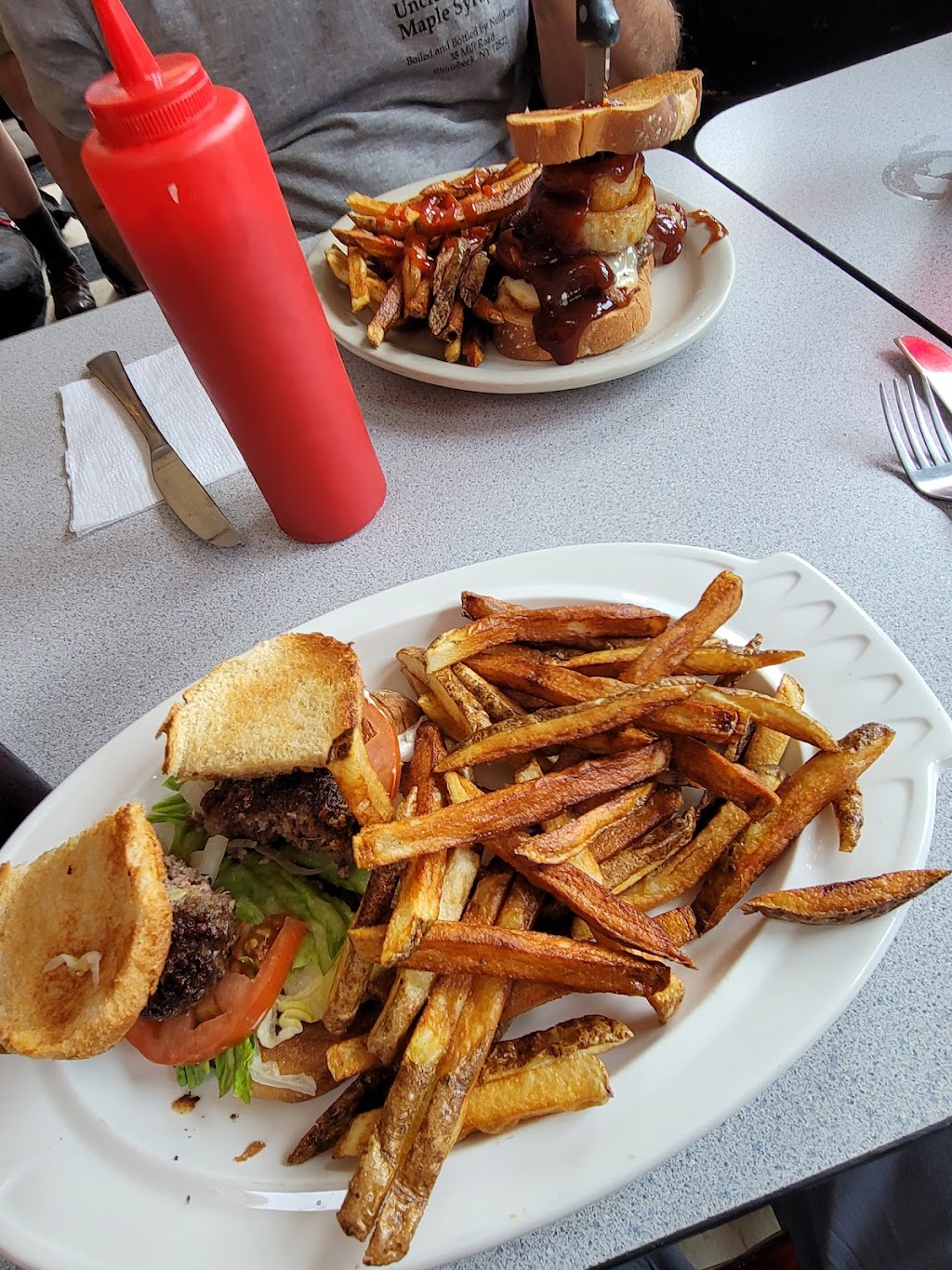 Blondies Trolley Diner | 336 E Chester St, Kingston, NY 12401 | Phone: (845) 331-1700