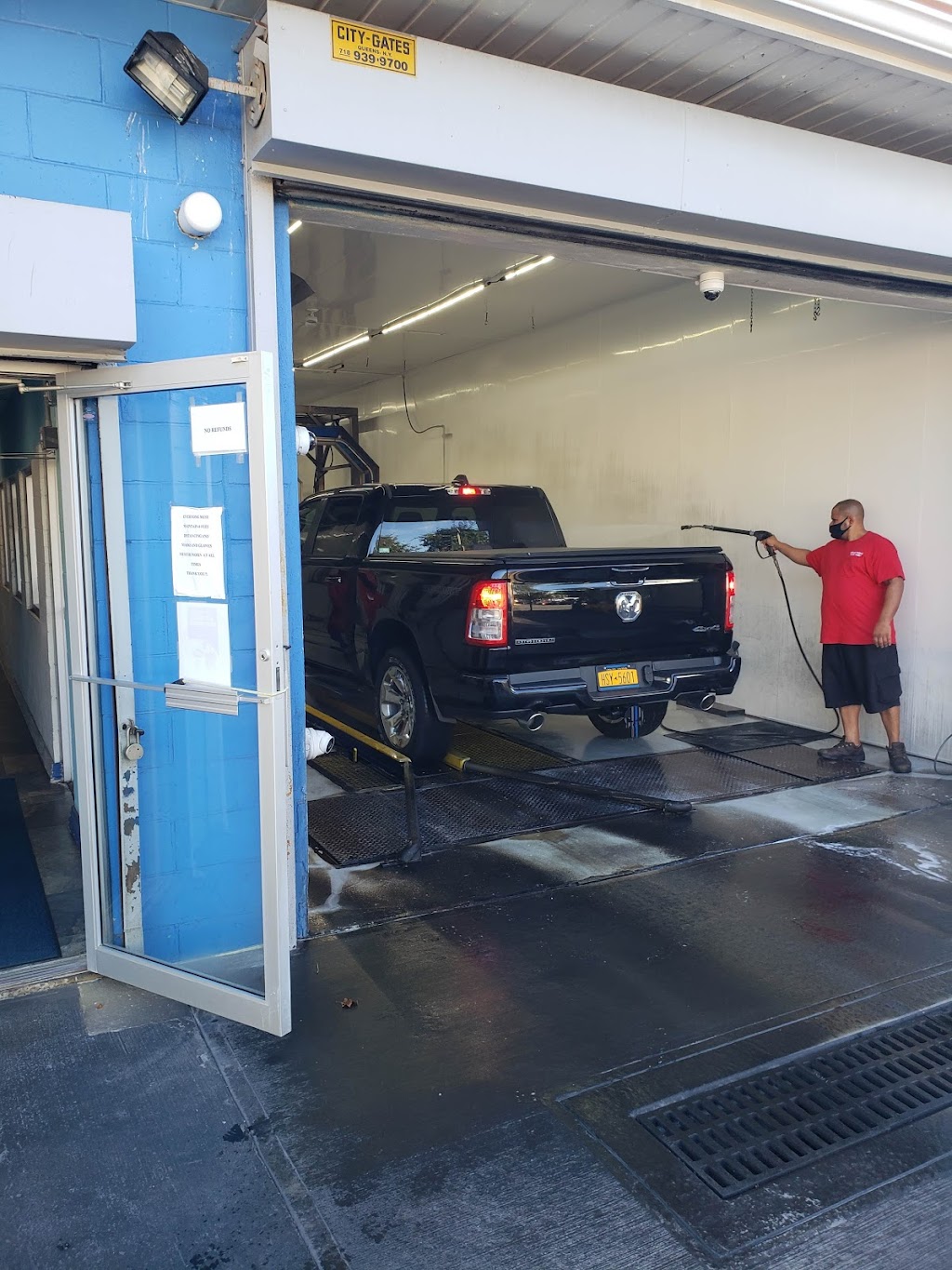 Armstrong Car Wash | 522 Armstrong Ave, Staten Island, NY 10308 | Phone: (718) 984-1220
