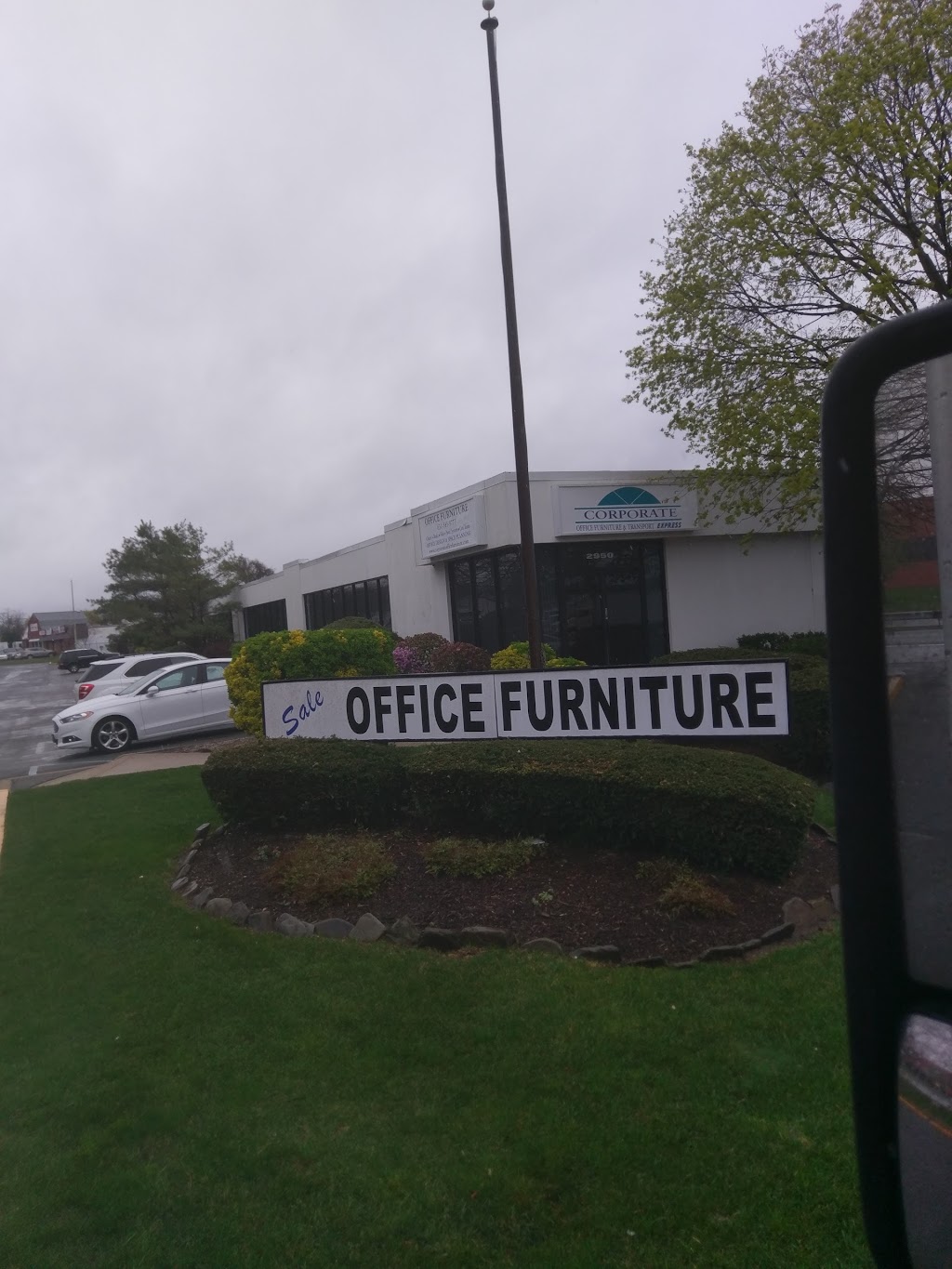 Corporate Office Furniture | 2950 Veterans Memorial Hwy, Bohemia, NY 11716 | Phone: (631) 585-9777