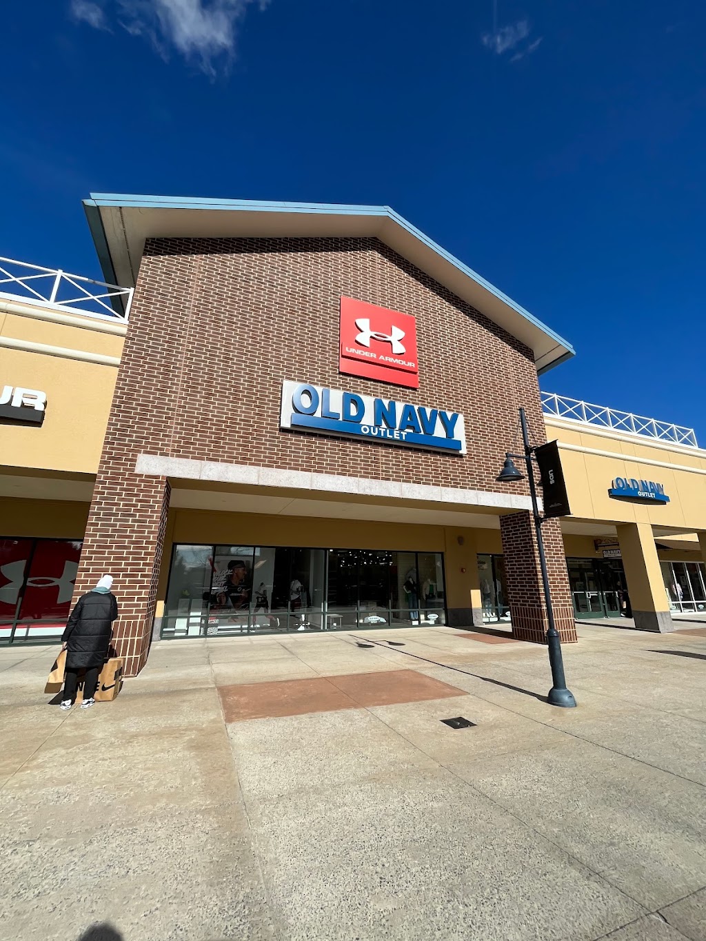 Old Navy Outlet | 18 Lightcap Rd SUITE 789, Pottstown, PA 19464 | Phone: (610) 327-2013