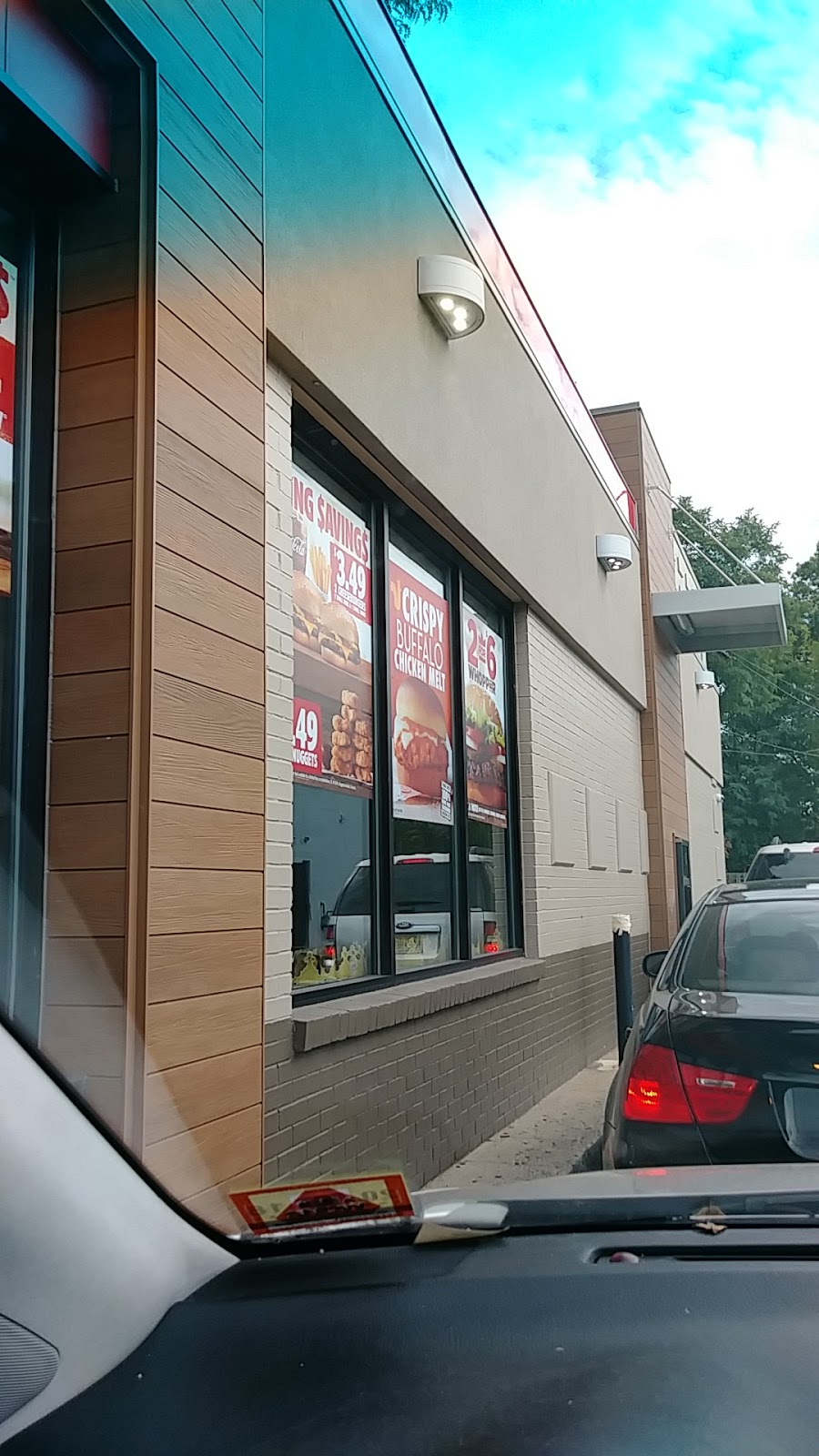 Burger King | 1225 W 7th St, Plainfield, NJ 07063 | Phone: (908) 731-5462
