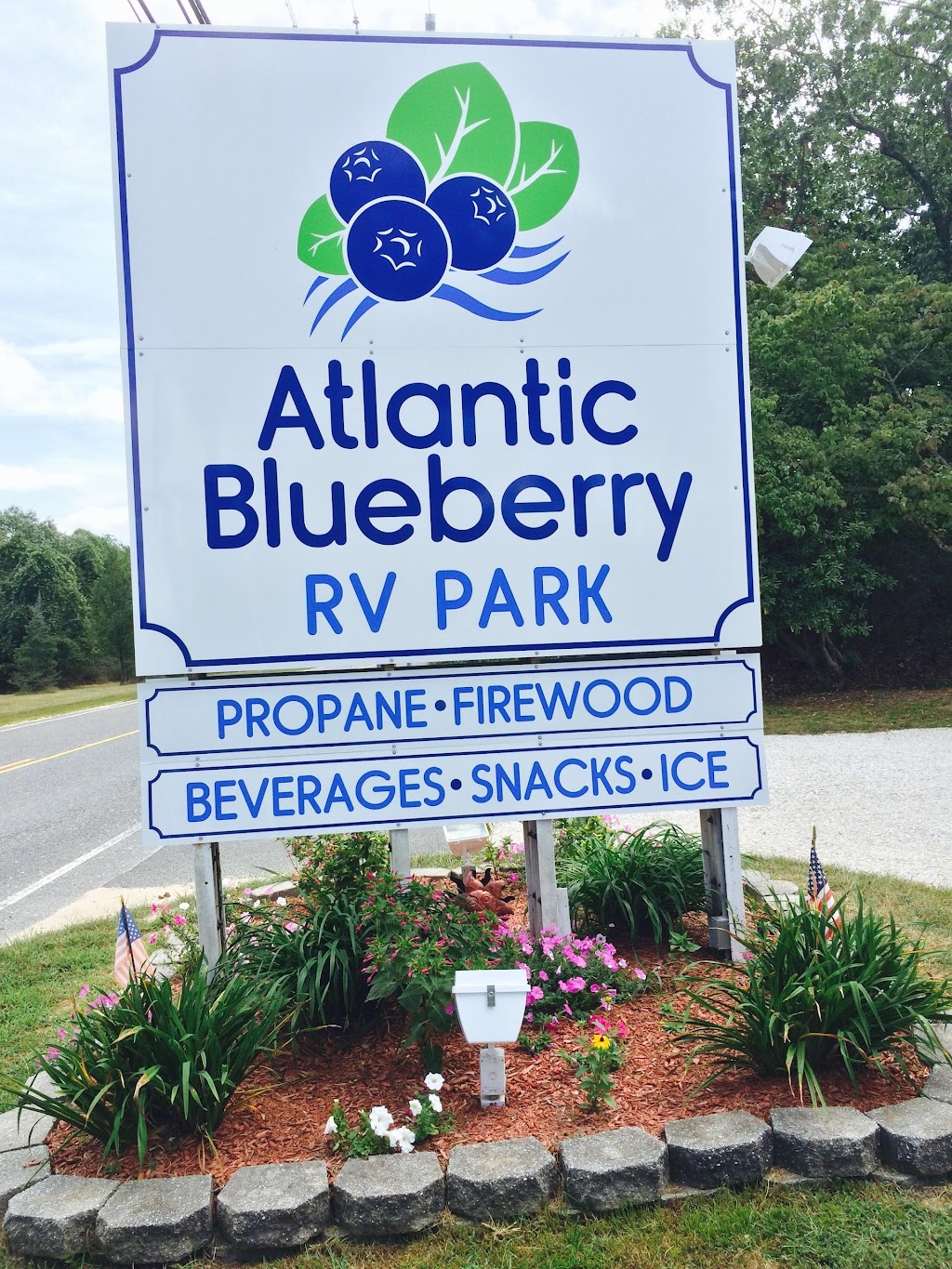 Atlantic Blueberry RV Park | 283 Clarks Landing Rd, Port Republic, NJ 08241 | Phone: (609) 652-1644