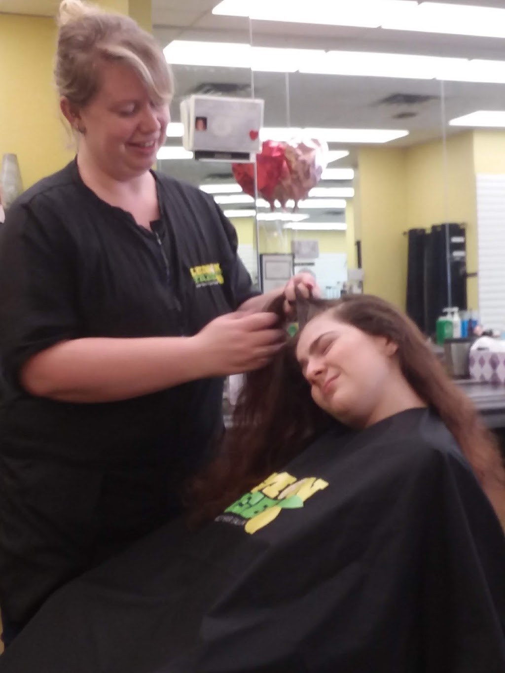 Lemon Tree Hair Salon Catskill | 320 W Bridge St, Catskill, NY 12414 | Phone: (518) 943-0022