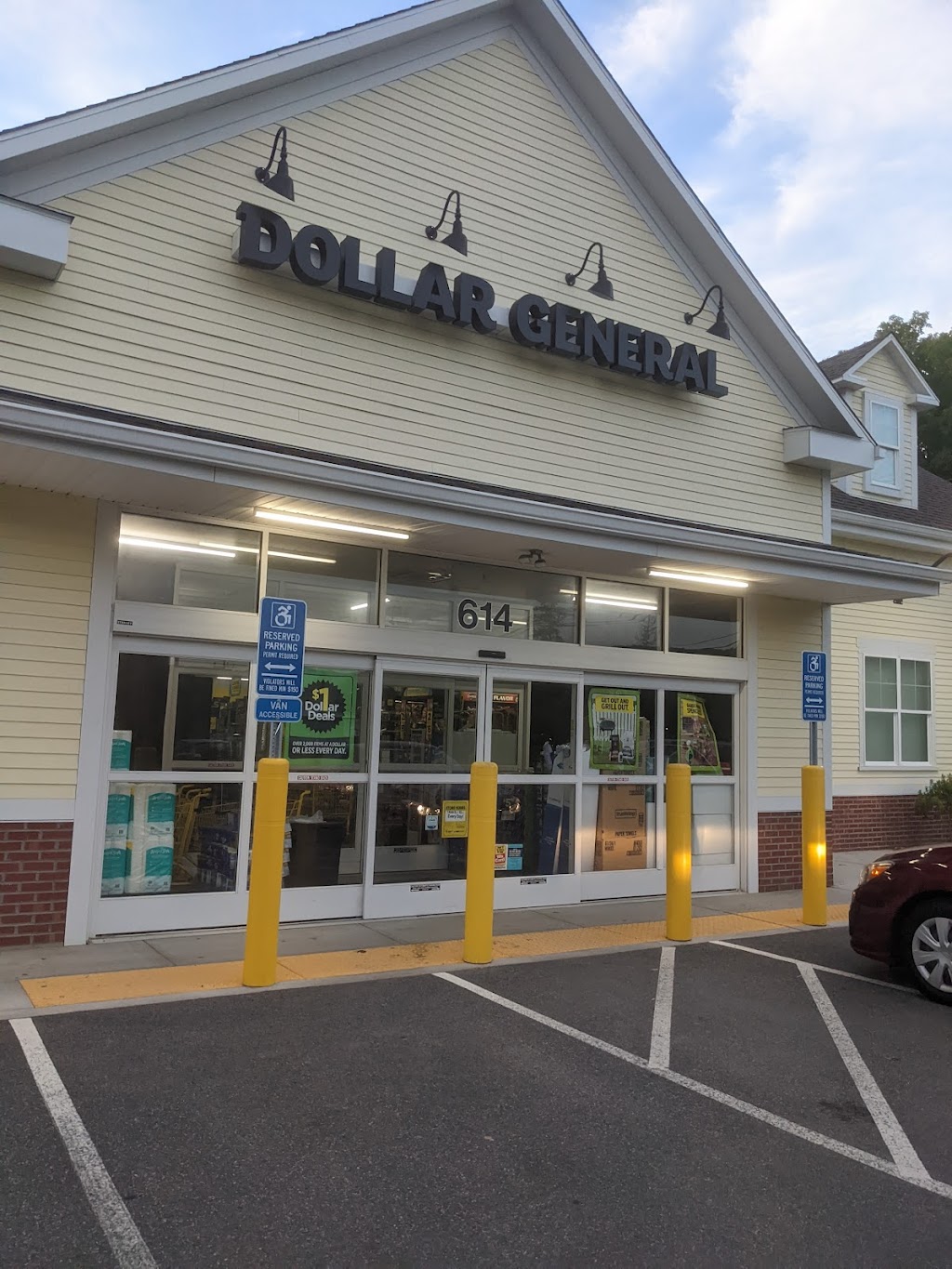 Dollar General | 614 Main St S, Woodbury, CT 06798 | Phone: (203) 486-8960