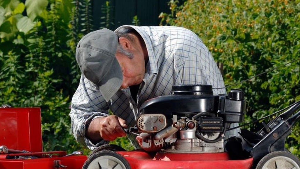 Daves Small Engine Repair | 3911 Main Rd W, Emmaus, PA 18049 | Phone: (610) 704-9808