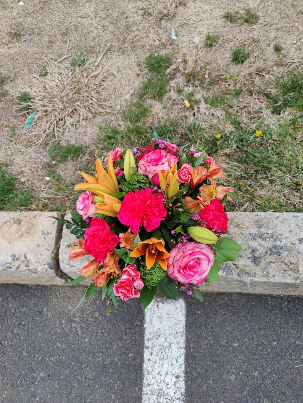 Plainsboro Flowers And Gifts | 10 Schalks Crossing Rd #501-B, Plainsboro Township, NJ 08536 | Phone: (609) 799-8220