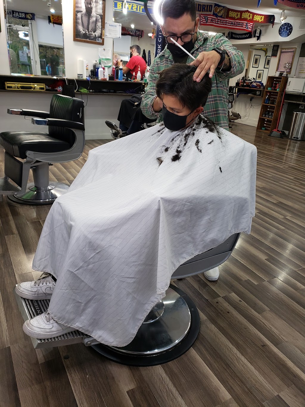 The Only One Barbershop | 132b W Montauk Hwy, Hampton Bays, NY 11946 | Phone: (631) 594-5959