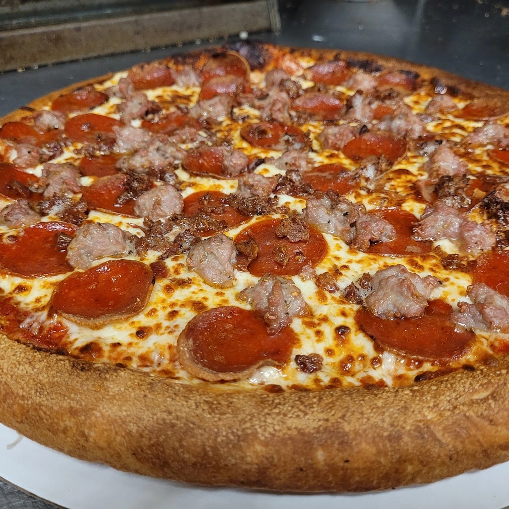 Stateline Pizza | 340 N Elm St, Canaan, CT 06018 | Phone: (860) 824-1554