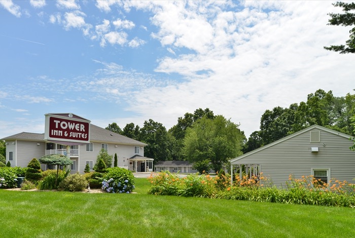 Tower Inn & Suites | 320 Boston Post Rd, Guilford, CT 06437 | Phone: (203) 453-9069