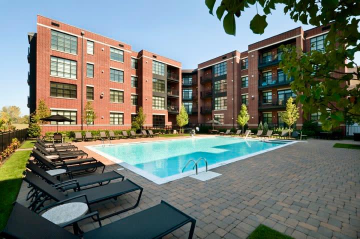 The Sheffield at Englewood South Apartments | 100 Sterling Blvd, Englewood, NJ 07631 | Phone: (201) 584-0002