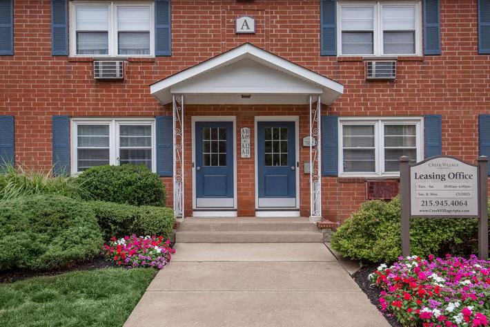 Creek Village Apartments | 160 Fallsington-Tullytown Rd, Levittown, PA 19054 | Phone: (445) 256-8732