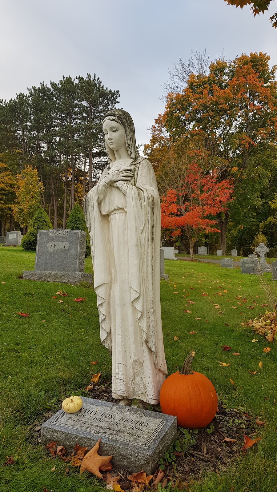 Saint Anns Cemetery | 1 Ore Bed Rd, Lenox, MA 01240 | Phone: (413) 637-0157