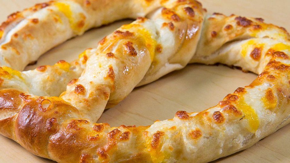 Wetzels Pretzels | 498 Red Apple Ct Space #K114, Central Valley, NY 10917 | Phone: (845) 928-1011