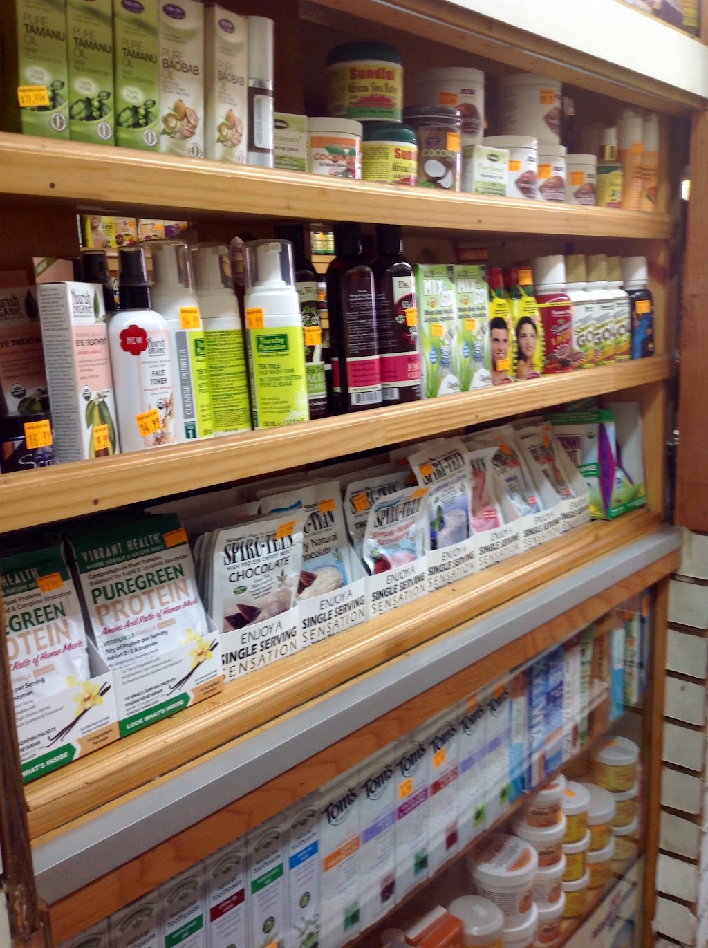 Fresh Health Food Emporium | ff, 1276 Fulton St, Brooklyn, NY 11216 | Phone: (718) 230-5091