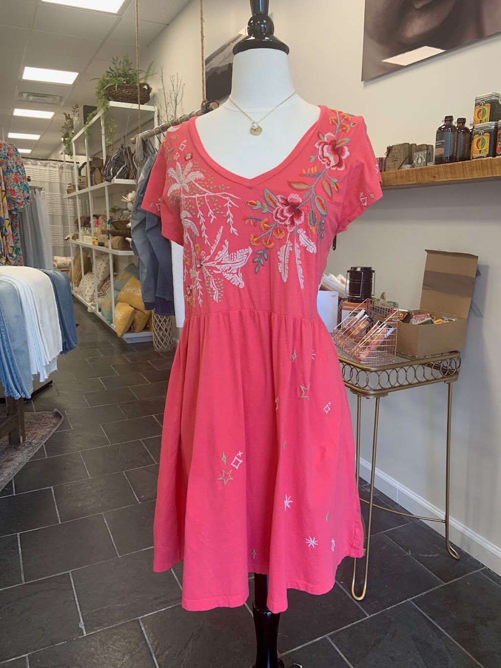 Indigo Jane Boutique | 71 S Main St, Newtown, CT 06470 | Phone: (203) 304-1673